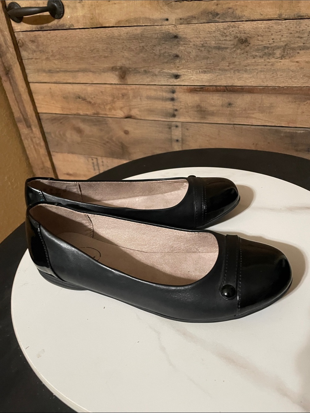 Life Stride Black Patent Cap-Toe Ballet Flats